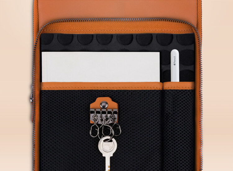 Berto Universal Ipad Bag Brown Interior 1